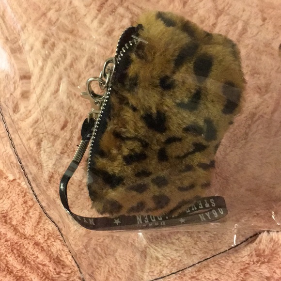 Steve Madden Slippers, Scrunchy, Coin Purse - Picture 5 of 5